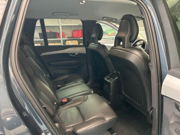 car Volvo XC90 id13655 photo #8
