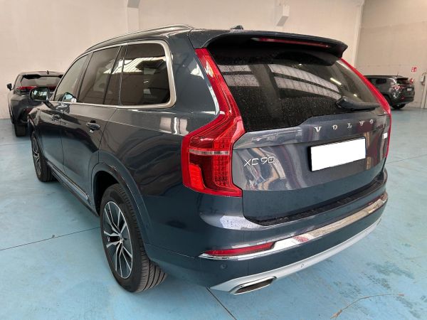 car Volvo XC90 id13655 photo #5