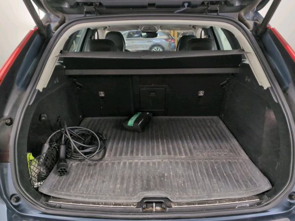car Volvo XC60 id13661 photo #8