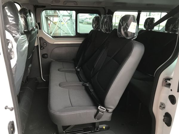 car Renault Trafic id13672 photo #8