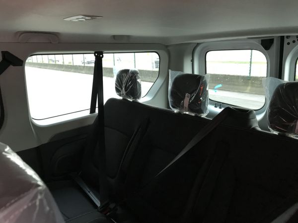 car Renault Trafic id13672 photo #9