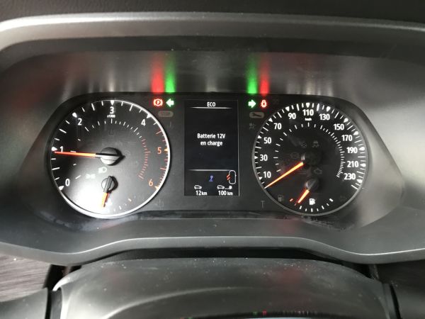 car Renault Trafic id13672 photo #13