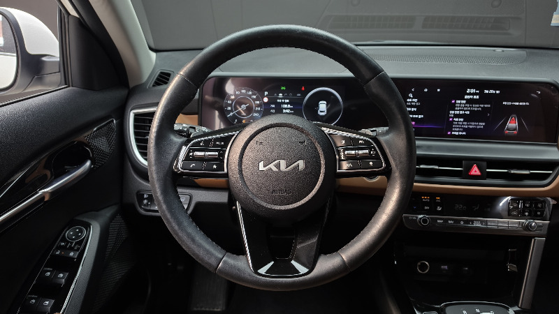 car KIA Seltos id262925 photo #13