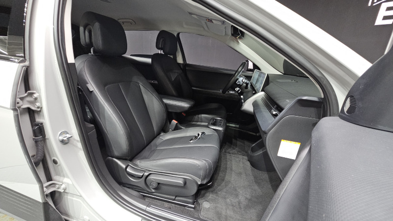 car Hyundai IONIQ 5 id263207 photo #26