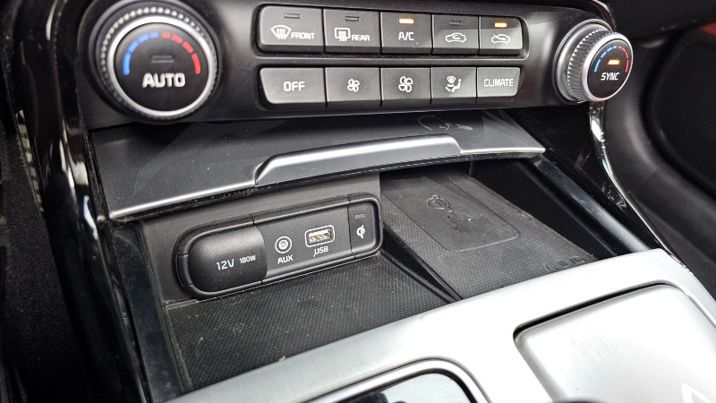 car KIA Stinger id263703 photo #13