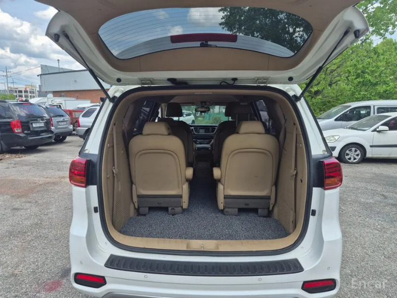 car KIA Carnival id263952 photo #16
