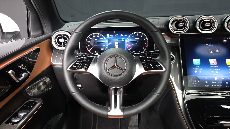 car Mercedes GLC id264003 photo #13