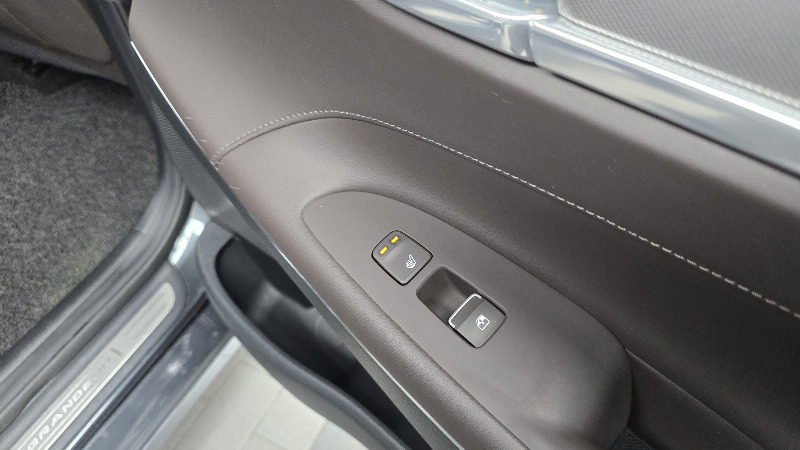 car Hyundai Grandeur id265185 photo #19