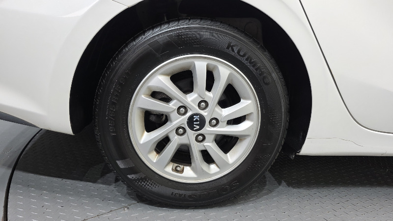 car KIA K3 id266678 photo #5