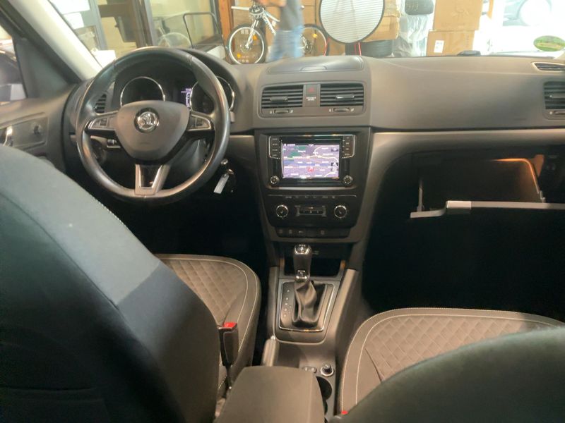 car Skoda Yeti id266724 photo #12