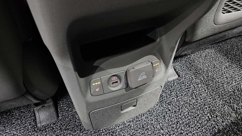 car KIA Carnival id268195 photo #19