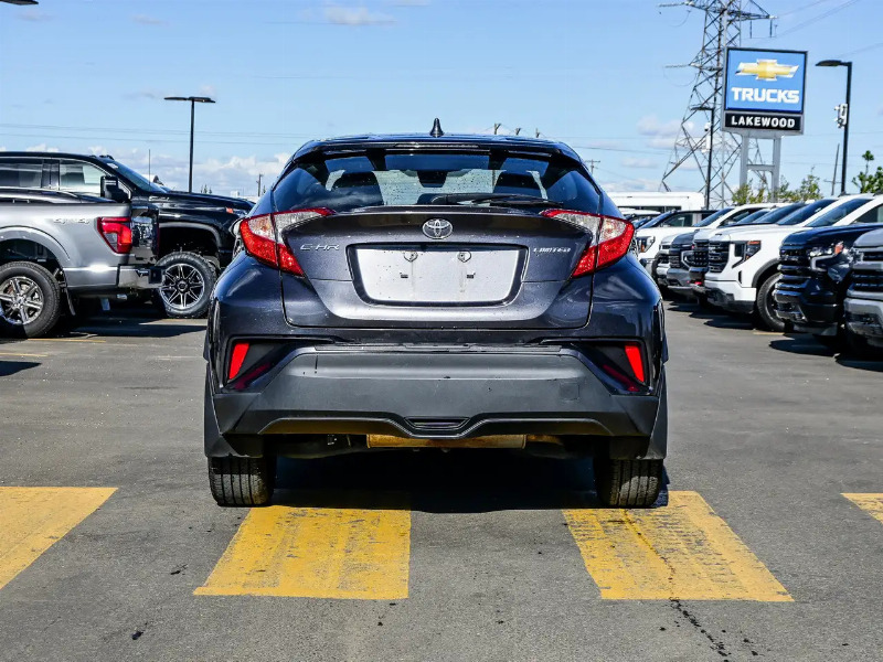 car Toyota C-HR id269839 photo #12