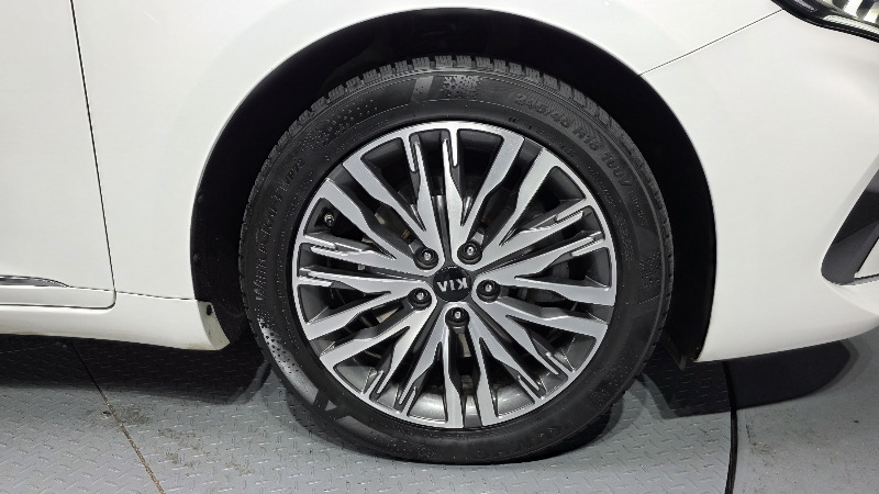 car KIA K7 id270641 photo #5