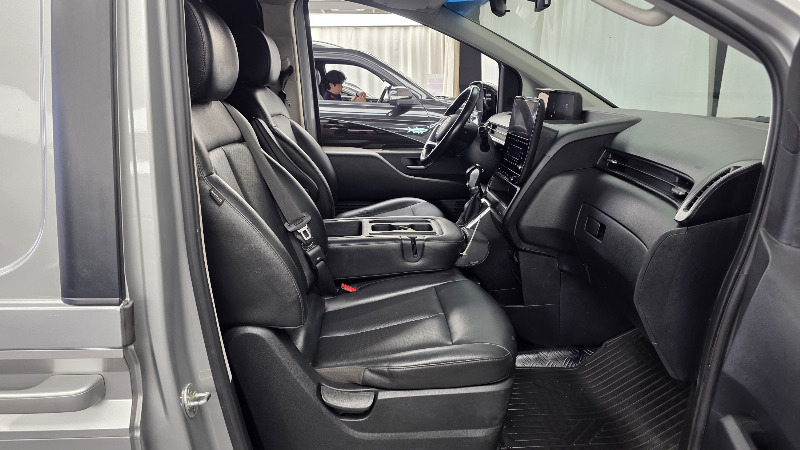 car Hyundai Staria id271183 photo #11