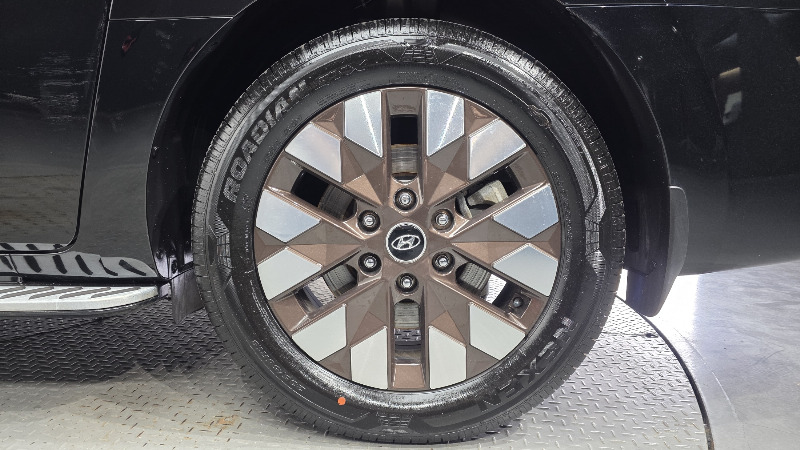 car Hyundai Staria id271330 photo #21