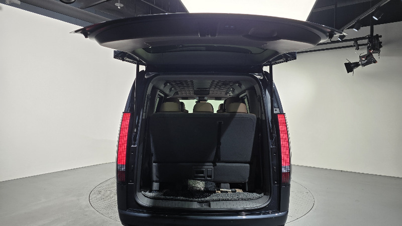 car Hyundai Staria id271487 photo #18
