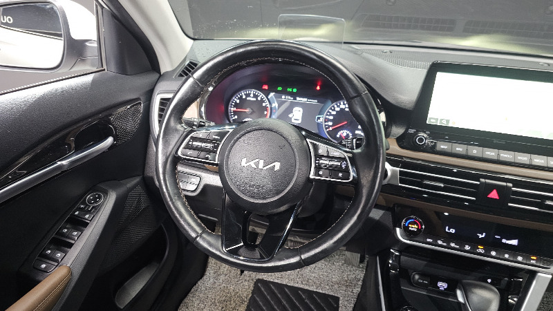 car KIA Seltos id272159 photo #13