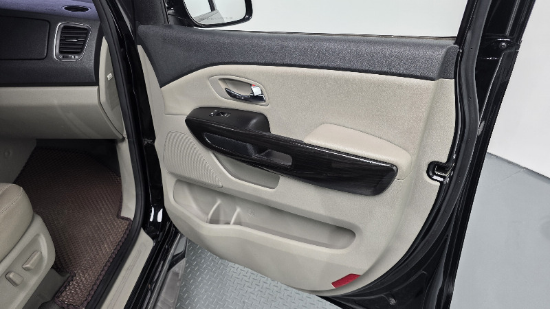 car KIA Carnival id272828 photo #25