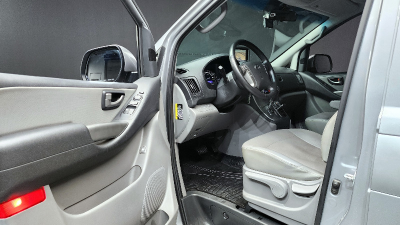 car Hyundai Grand Starex id274245 photo #10