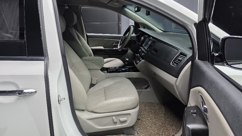 car KIA Carnival id274517 photo #11