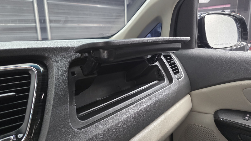 car KIA Carnival id275061 photo #29
