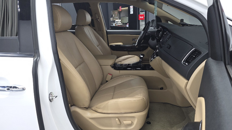 car KIA Carnival id277373 photo #11