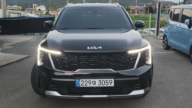 car KIA Sorento id277389 main photo