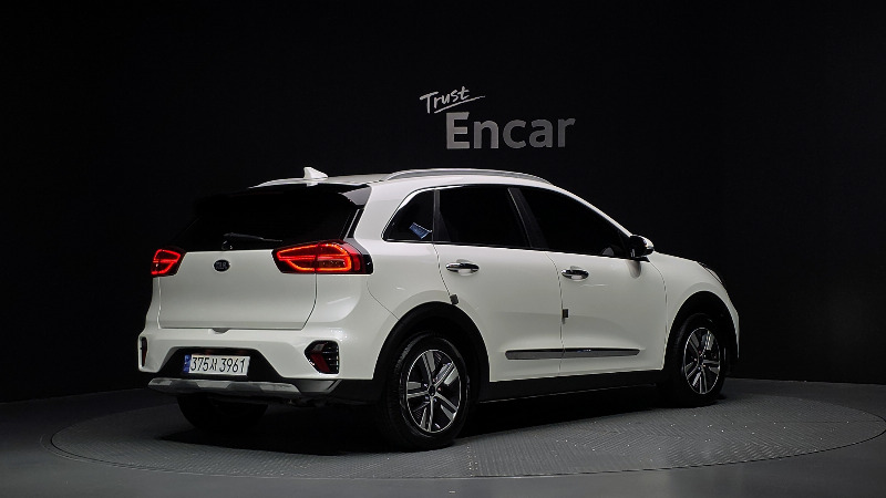 car KIA Niro id278568 photo #2