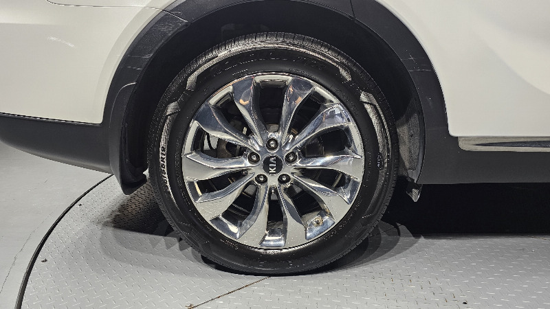 car KIA Sorento id279957 photo #5