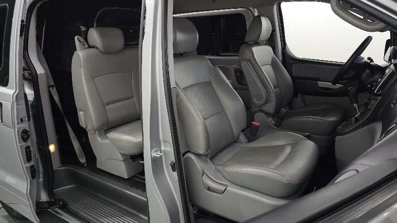 car Hyundai Grand Starex id281856 photo #11