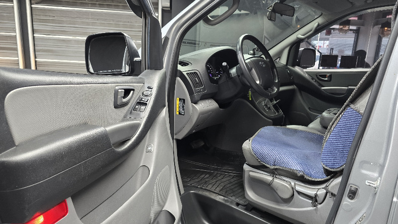 car Hyundai Grand Starex id283162 photo #10