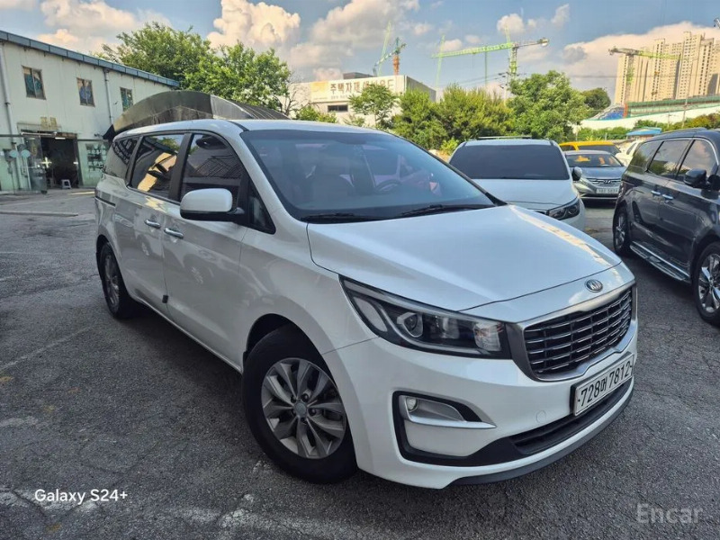 car KIA Carnival id284036 photo #3