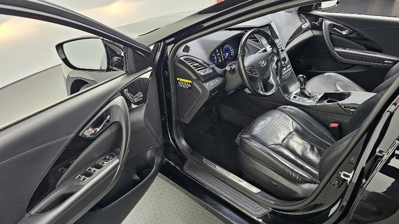 car Hyundai Grandeur id284076 photo #11