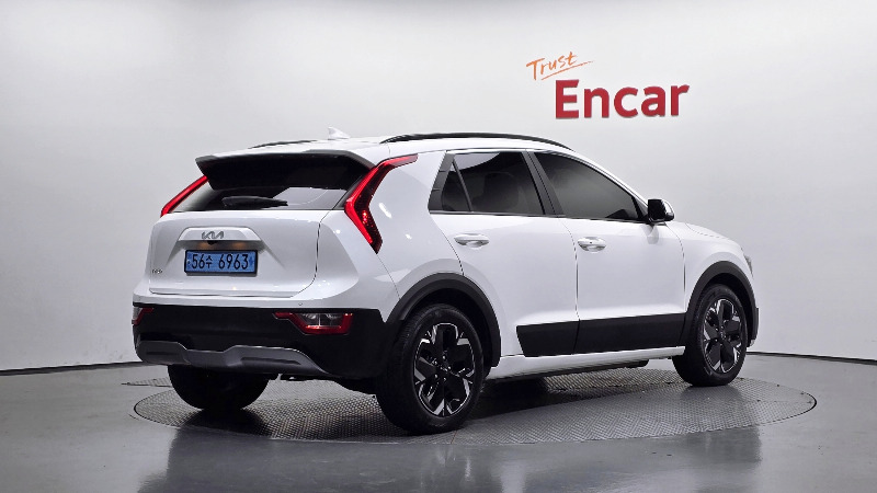 car KIA Niro id284703 photo #2