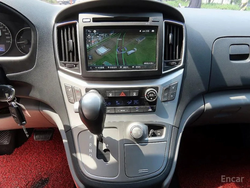 car Hyundai Grand Starex id284770 photo #12