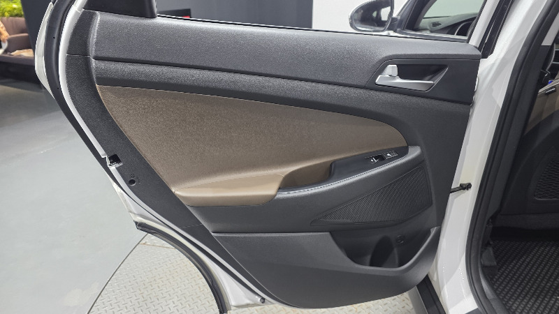 car Hyundai Tucson id285221 photo #25
