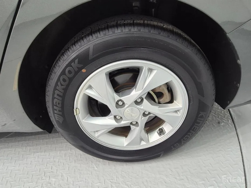 car Hyundai Avante id285226 photo #19
