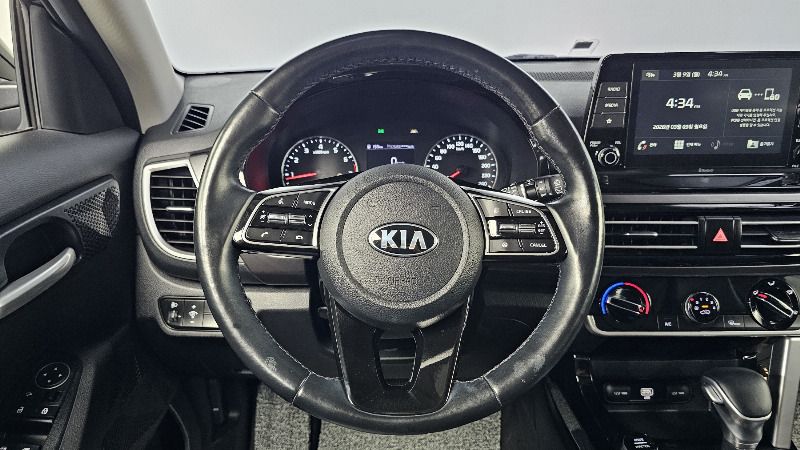 car KIA Seltos id285854 photo #16