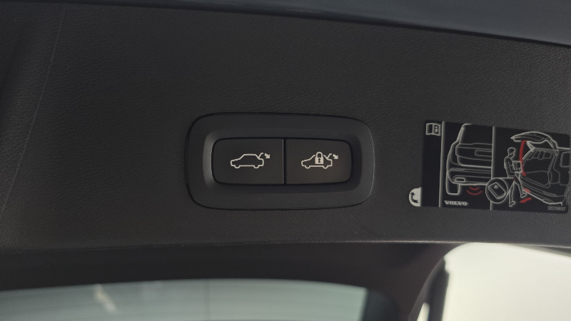 car Volvo XC40 id285940 photo #20