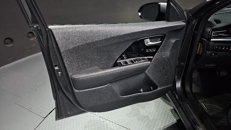 car KIA Niro id286455 photo #24