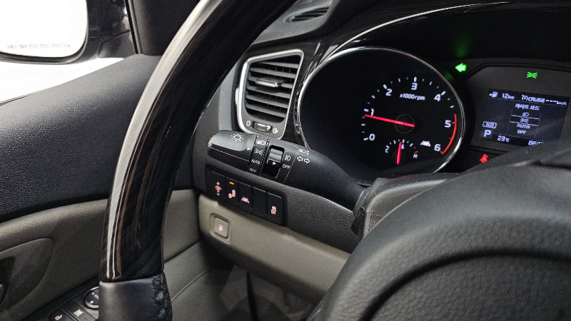 car KIA Carnival id287371 photo #19