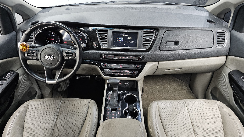 car KIA Carnival id287371 photo #7
