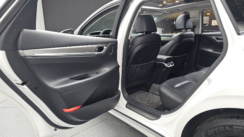 car Hyundai Grandeur id287821 photo #12
