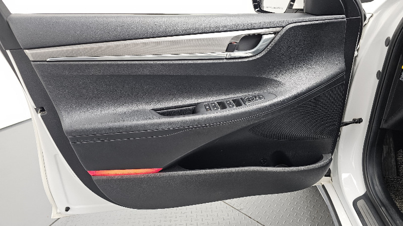 car Hyundai Grandeur id287821 photo #24