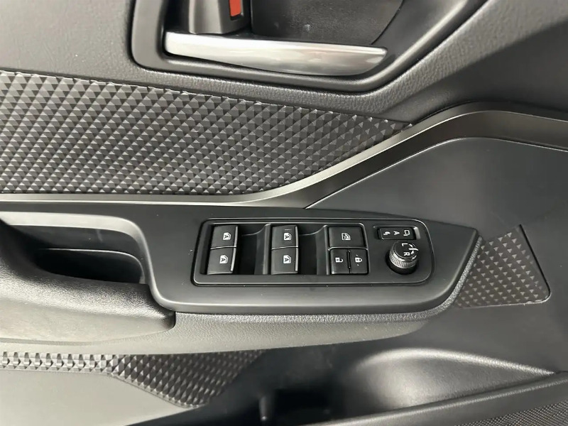 car Toyota C-HR id288477 photo #12