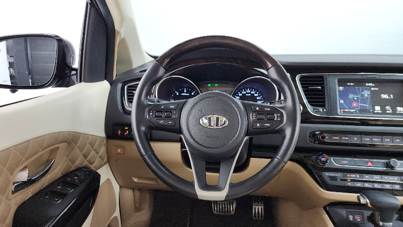 car KIA Carnival id289113 photo #13
