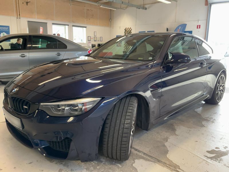 car BMW 4 Series id289639 main photo