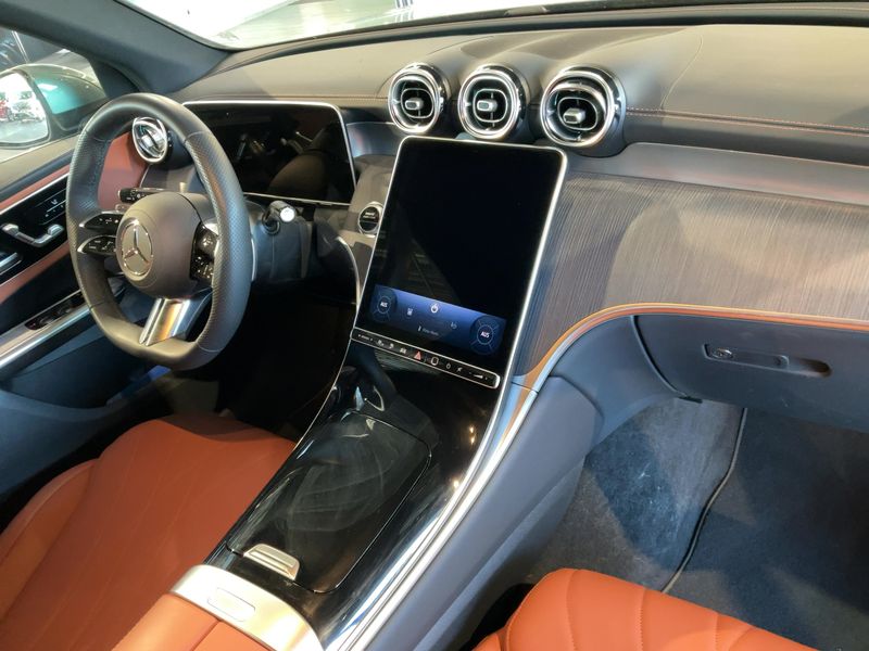car Mercedes GLC id289750 photo #18