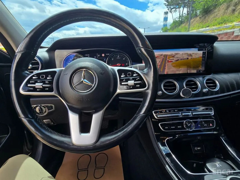 car Mercedes E-Class id290160 photo #13