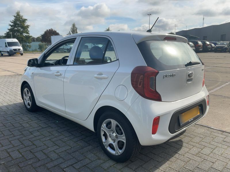 car KIA Picanto id291592 photo #2
